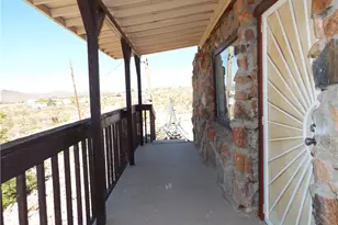 15836 Joshua Dr, Dolan Springs, AZ 86441 - Photo 16