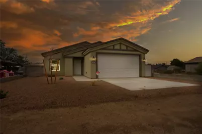 2131 Ashfork Avenue, Kingman, AZ 86401 - Photo 2