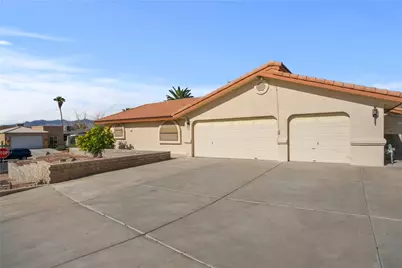2558 Country Club Drive, Bullhead City, AZ 86442 - Photo 4