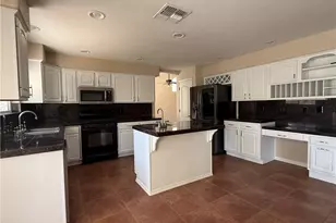 2504 Golf Dr, Kingman, AZ 86401 - Photo 14