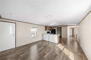 906 Sandy Beach Dr, Bullhead City, AZ 86442 - Photo 4