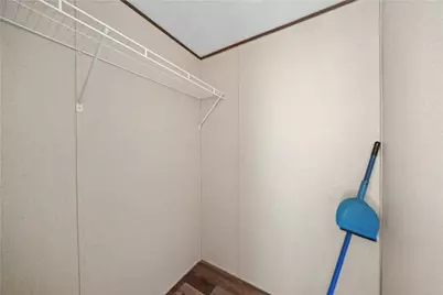 906 Sandy Beach Drive, Bullhead City, AZ 86442 - Photo 10