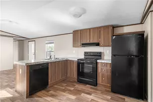 906 Sandy Beach Dr, Bullhead City, AZ 86442 - Photo 1