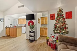 362 Riverfront Dr, Bullhead City, AZ 86442 - Photo 6