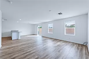 2400 Granite Cir, Bullhead City, AZ 86442 - Photo 12