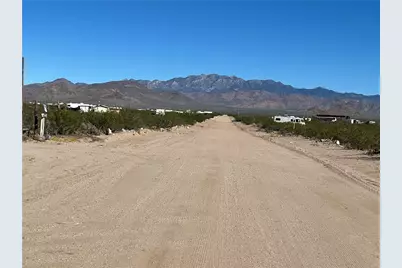 4233 W Mayan Drive, Golden Valley, AZ 86413 - Photo 78