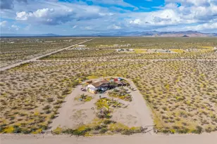 4233 W Mayan Dr, Golden Valley, AZ 86413 - Photo 48