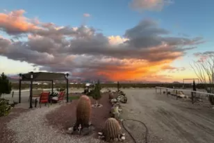 4233 W Mayan Dr, Golden Valley, AZ 86413 - Photo 6