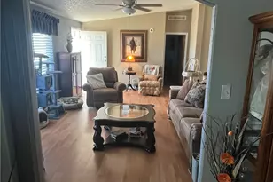 4233 W Mayan Dr, Golden Valley, AZ 86413 - Photo 10