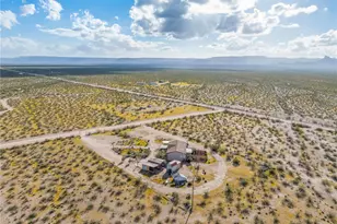 4233 W Mayan Dr, Golden Valley, AZ 86413 - Photo 46