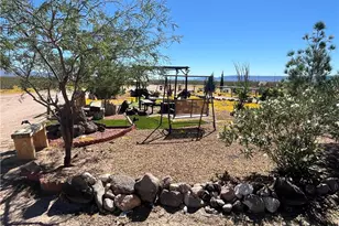 4233 W Mayan Dr, Golden Valley, AZ 86413 - Photo 62