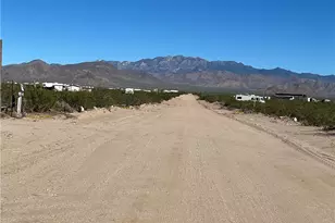 4233 W Mayan Dr, Golden Valley, AZ 86413 - Photo 84