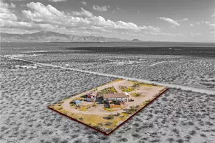 4233 W Mayan Dr, Golden Valley, AZ 86413 - Photo 2