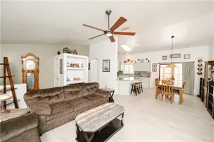 7142 E Alvarado Dr, Kingman, AZ 86401 - Photo 12