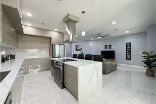 145 Hacienda Dr, Bullhead City, AZ 86429 - Photo 2