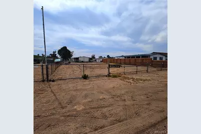 1050 E Acacia Drive, Mohave Valley, AZ 86440 - Photo 1
