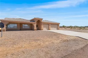 10078 N Acorn Dr, Kingman, AZ 86401 - Photo 2