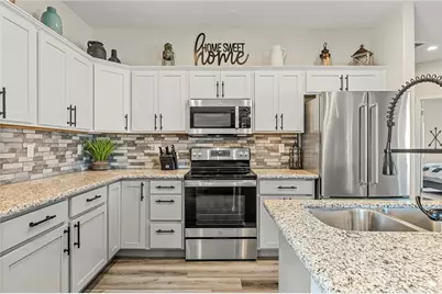 2668 Cross Timbers Trail, Bullhead City, AZ 86442 - Photo 14