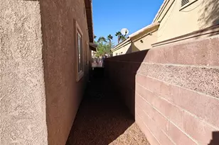 512 E Kingsley St, Mohave Valley, AZ 86440 - Photo 32