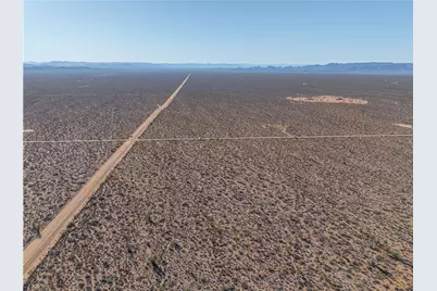 242-03-004 S Sundance Kid Road, Yucca, AZ 86438 - Photo 14