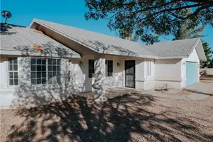 9775 N Saddleback, Kingman, AZ 86401 - Photo 2