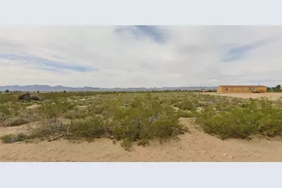 3645 N Araby Road, Golden Valley, AZ 86413 - Photo 1