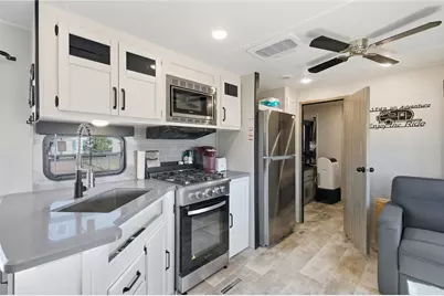 886 S San Pedro Road, Golden Valley, AZ 86413 - Photo 16