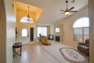 1896 E Shasta Lake Dr, Fort Mohave, AZ 86426 - Photo 4