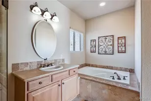 890 Florence Ave, Bullhead City, AZ 86429 - Photo 16