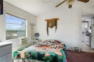 5202 W Brook Dr, Golden Valley, AZ 86413 - Photo 18