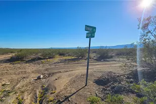 Lot 167G S Hope Rd, Golden Valley, AZ 86413 - Photo 1