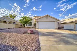 2268 Hi Jolly Dr, Bullhead City, AZ 86442 - Photo 2