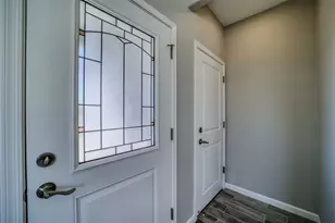 677 Cherry Blossom Ln, Bullhead City, AZ 86442 - Photo 4