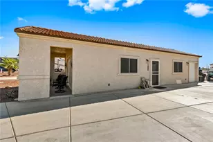 2346 Cortez Ln, Bullhead City, AZ 86442 - Photo 2