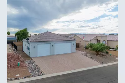 2124 E Desert Greens Drive, Fort Mohave, AZ 86426 - Photo 2