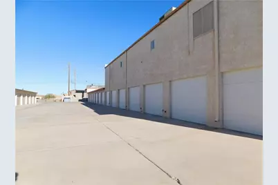 2301 McCulloch Blvd Unit L, Lake Havasu, AZ 86403 - Photo 2