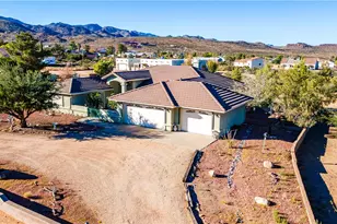 2207 E Greasewood Dr, Kingman, AZ 86409 - Photo 2