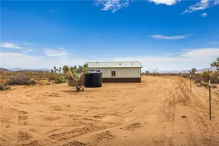 14176 S Nash Rd, Yucca, AZ 86438 - Photo 30