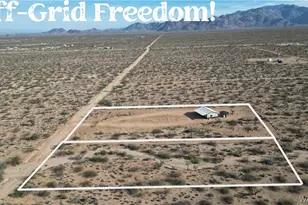 14176 S Nash Rd, Yucca, AZ 86438 - Photo 2
