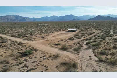 14176 S Nash Road, Yucca, AZ 86438 - Photo 20