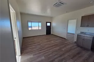 14176 S Nash Rd, Yucca, AZ 86438 - Photo 10