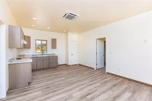 14176 S Nash Rd, Yucca, AZ 86438 - Photo 8