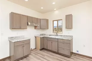 14176 S Nash Rd, Yucca, AZ 86438 - Photo 12