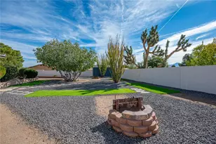 960 Hillcrest Dr, Kingman, AZ 86409 - Photo 54