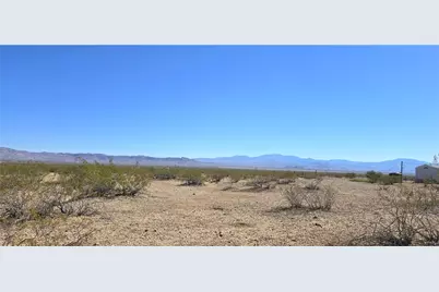 2320 S Cowlic Road, Golden Valley, AZ 86413 - Photo 2