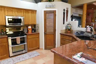 1936 Martinique Dr, Lake Havasu, AZ 86406 - Photo 12