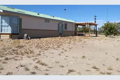 18013 Cholla Chuck Drive, Wikieup, AZ 85360 - Photo 34
