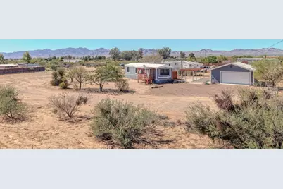 5384 W Brook Drive, Golden Valley, AZ 86413 - Photo 16