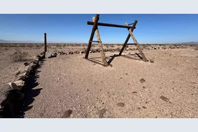 0010 Scheat, Topock, AZ 86436 - Photo 14