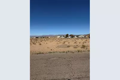 000 E Silver Spur Drive, Kingman, AZ 86401 - Photo 2